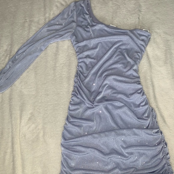 Lavender dress - Picture 2 of 2